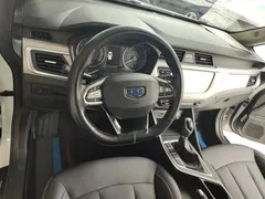 2020 Geely Vision X3 1.5L CVT Premium, белый — фото 3