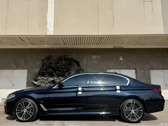 2022 BMW 5 Series 530Li Leading M Sport Package — фото 6