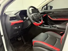 2021 Geely Emgrand S 1.4T CVT Premium, белый — фото 11