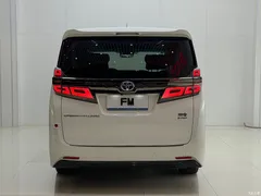 2021 Toyota Alphard Hybrid 2.5L Premium — фото 19