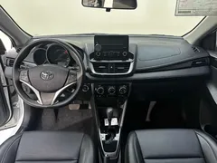 2022 Toyota Yaris L Zhixuan X 1.5L CVT PLUS, белый — фото 14