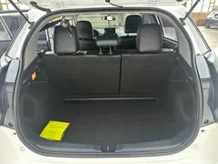 2022 Toyota Yaris L Zhixuan X 1.5L CVT PLUS, белый — фото 24