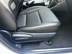 2022 Toyota Yaris L Zhixuan X 1.5L CVT PLUS, белый — фото 25