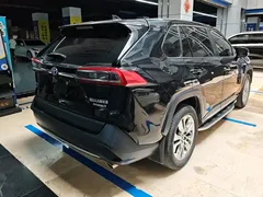 2020 Toyota Wildlander Hybrid 2.5L E-CVT 4WD Luxury — фото 3