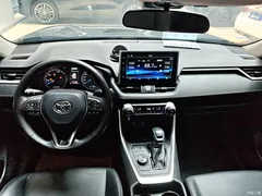 2020 Toyota Wildlander Hybrid 2.5L E-CVT 4WD Luxury — фото 12