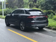 2021 Audi Q8 55 TFSI luxury dynamic model — фото 5