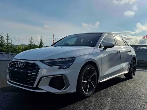 2022 Audi A3 Sportback 35 TFSI Fashion Sport