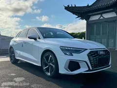 2022 Audi A3 Sportback 35 TFSI Fashion Sport, белый — фото 3