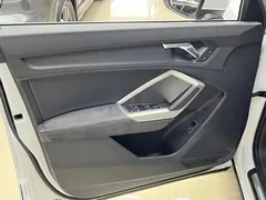 2023 Audi Q3 35 TFSI 1.4T, белый — фото 15