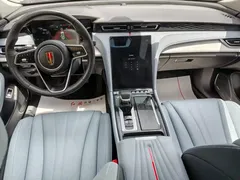 2025 Hongqi H5 PHEV 170 — фото 4