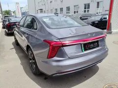2025 Hongqi H5 PHEV 170 — фото 9