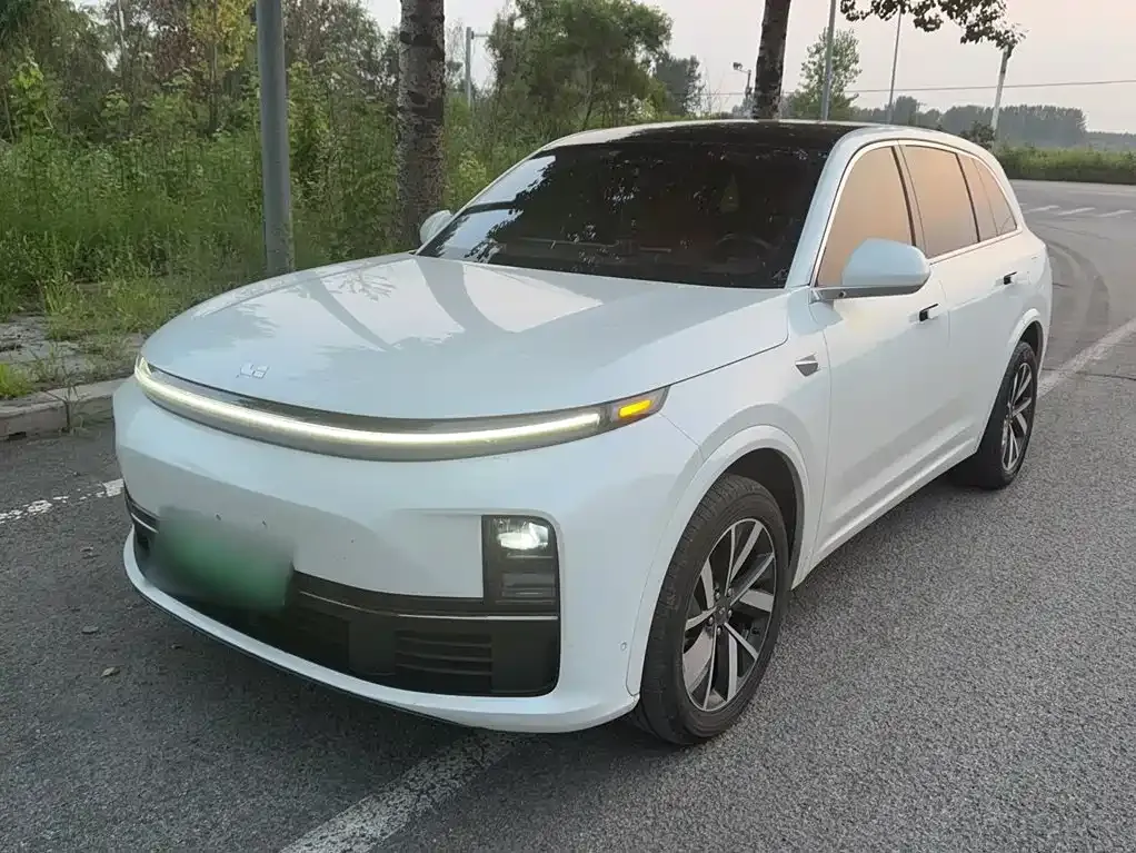2023 Li Auto L7 Pro