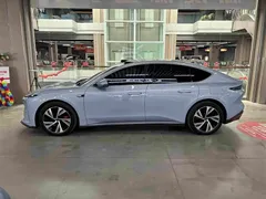 2022 Nio ET5 75kWh, синий — фото 9
