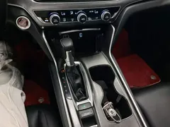 2022 Honda Accord 260TURBO Luxury — фото 13