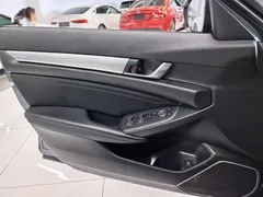 2022 Honda Accord 260TURBO Luxury — фото 14