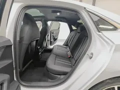 2023 Audi A3L Limousine 35 TFSI, белый — фото 10