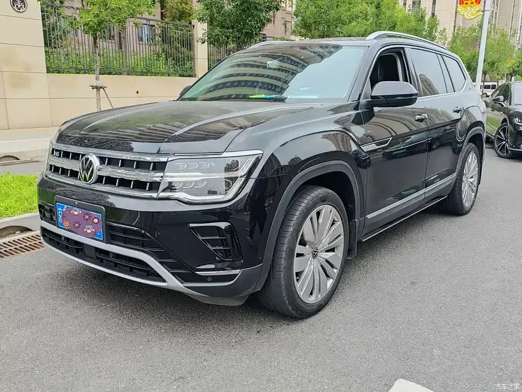 2022 Volkswagen Touron 530 V6 4WD respects Flagship