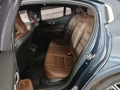 2023 Volvo S60 B4 Luxury, синий — фото 17