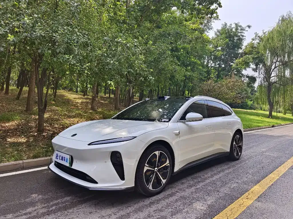 2024 Nio ET5T 75kWh Touring