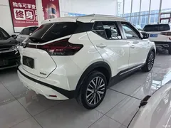 2022 Nissan Kicks 1.5L CVT XV Luxury, белый — фото 6