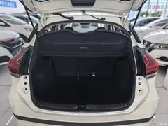 2022 Nissan Kicks 1.5L CVT XV Luxury, белый — фото 14