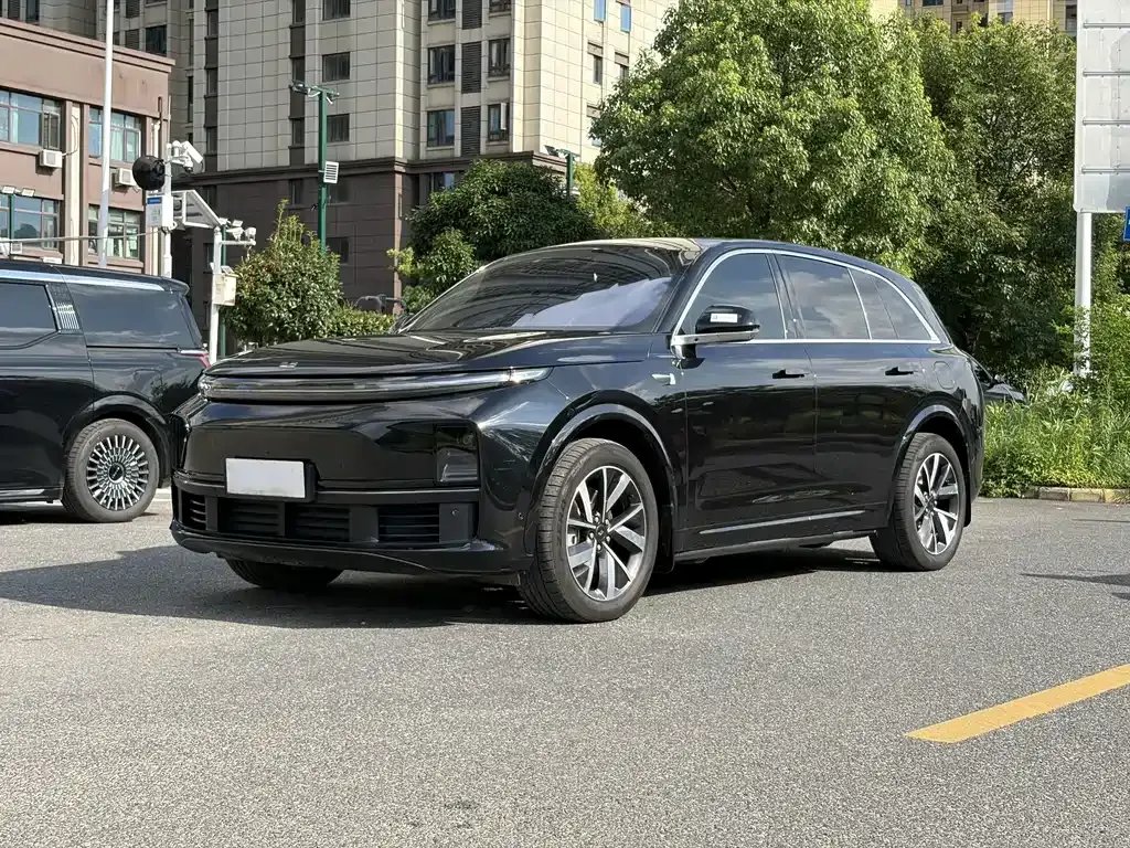 2023 Li Auto L7 Air