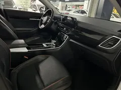 2023 Kia Seltos 1.5L CVT Luxury, белый — фото 7