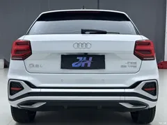 2022 Audi Q2L 35 TFSI aggressive and dynamic — фото 4