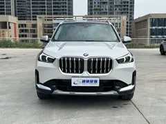 2023 BMW X1 X, белый — фото 2