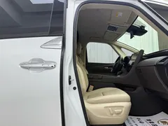 2024 Toyota Alphard Hybrid 2.5L Premium — фото 11