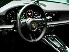 2020 Porsche 911 Carrera 3.0T, зелёный — фото 13