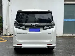 2021 Toyota Vellfire Crown Hybrid 2.5L HV Luxury — фото 17