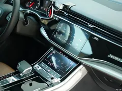 2021 Audi Q8 55 TFSI luxury dynamic model — фото 14