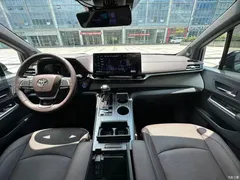 2023 Toyota Granvia 2.5L Hybrid flagship VIP — фото 8
