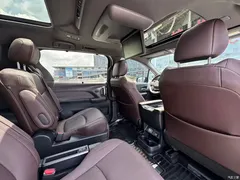 2023 Toyota Granvia 2.5L Hybrid flagship VIP — фото 11