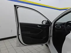 2020 Hyundai Rena 1.4L MT GL refreshed, белый — фото 7