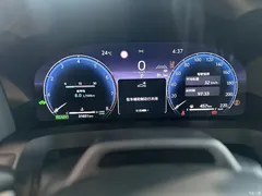 2024 Toyota Alphard Hybrid 2.5L Premium — фото 8