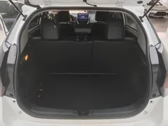 2022 Toyota Yaris L Zhixuan X 1.5L CVT PLUS, белый — фото 12