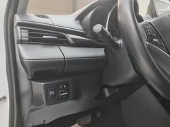 2022 Toyota Yaris L Zhixuan X 1.5L CVT PLUS, белый — фото 23