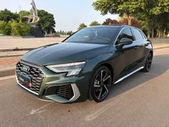 2022 Audi A3 Sportback 35 TFSI Fashion Sport, зелёный — фото 1