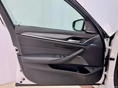 2021 BMW 5 Series Imported 530i M Sports Package — фото 7