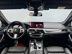 2021 BMW 5 Series Imported 530i M Sports Package — фото 19