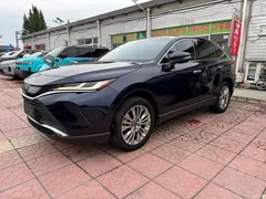 2022 Toyota Harrier 2.0L CVT 2WD Premium — фото 1