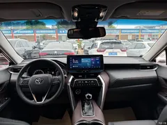 2022 Toyota Harrier 2.0L CVT 2WD Premium — фото 8