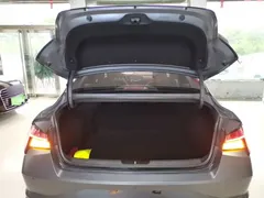 2022 Hyundai Elantra 1.5L CVT 20th Anniversary — фото 19