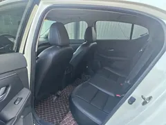 2022 Nissan Sylphy 1.6L XL CVT, белый — фото 9