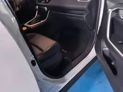 2020 Toyota Wildlander 2.0L CVT 4WD Luxury, белый — фото 6