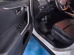 2020 Toyota Wildlander 2.0L CVT 4WD Luxury, белый — фото 7