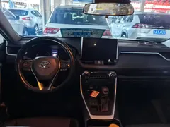 2020 Toyota Wildlander 2.0L CVT 4WD Luxury, белый — фото 13