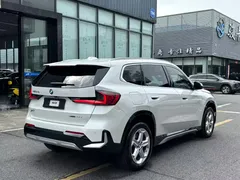2023 BMW X1 sDrive20Li X, белый — фото 10